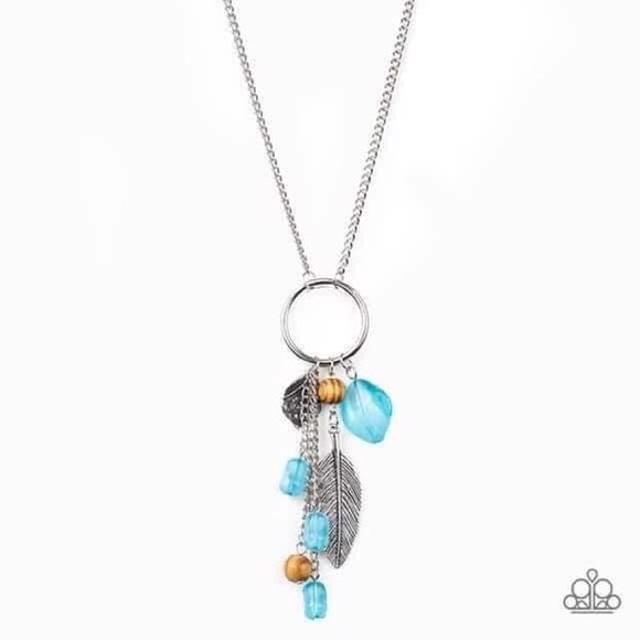 Blue feather paparazzi necklace with earri…